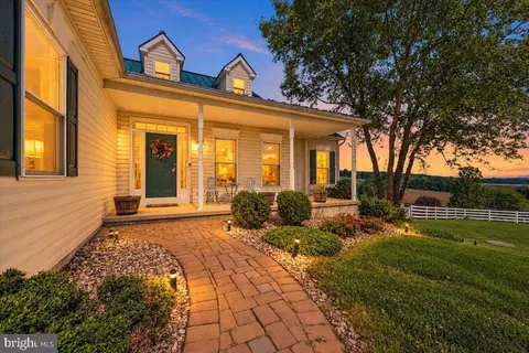 3857 Tie Rd, Slatington, PA 18080