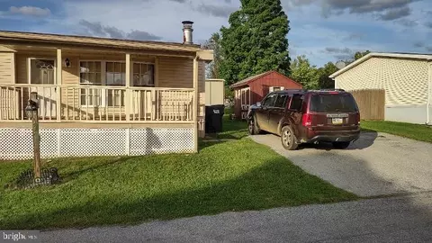 3480 Cougar Cir, Orefield, PA 18069