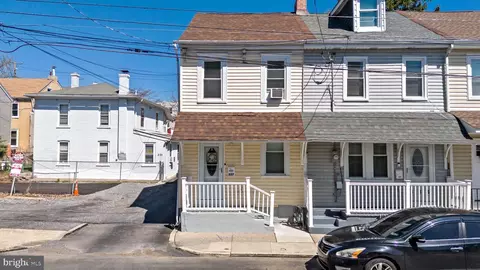 337 N 3rd St, Allentown, PA 18102