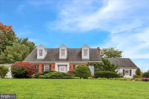 5848 Kernsville Rd, Orefield, PA 18069