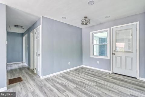 600 E Walnut St, Palmyra, PA 17078 photo 11