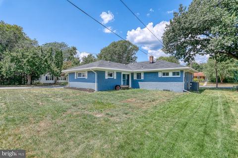 600 E Walnut St, Palmyra, PA 17078 photo 2