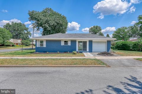 600 E Walnut St, Palmyra, PA 17078 photo 4