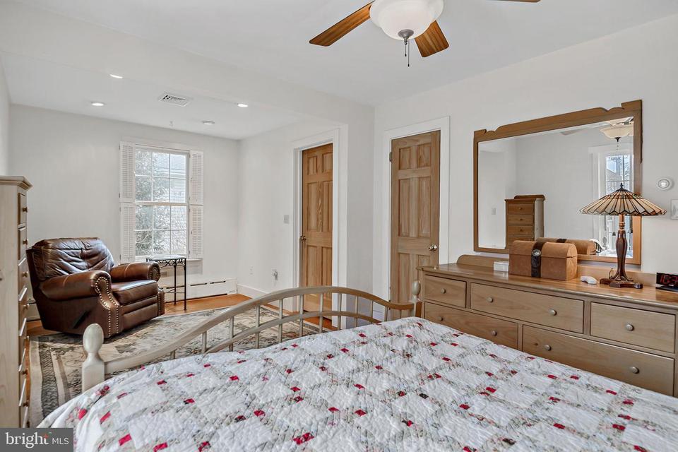  42 N Franklin St, Palmyra, PA 17078 photo 16