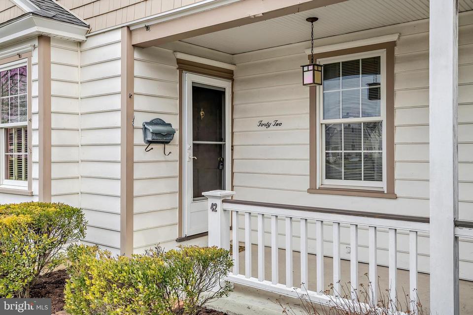  42 N Franklin St, Palmyra, PA 17078 photo 3