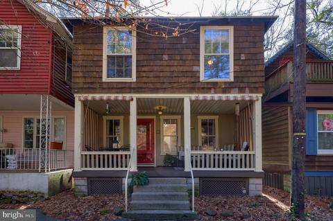205 Glossbrenner Ave, Mount Gretna, PA 17064