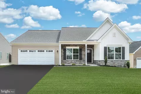 120 Ginger Ct, Lebanon, PA 17046