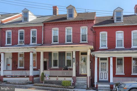 226 Rexmont Rd, Lebanon, PA 17042