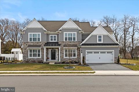 550 Fieldstone Dr, Annville, PA 17003