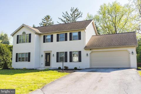 107 Lackawanna Dr, Lebanon, PA 17042