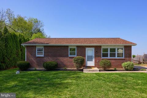 1410 Esther Dr, Lebanon, PA 17042