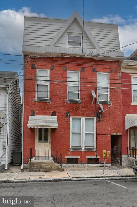 126 S 6th St, Lebanon, PA 17042