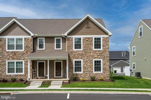 810 Byler Cir, Lebanon, PA 17042