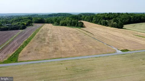 204 Kreider Rd, Palmyra, PA 17078