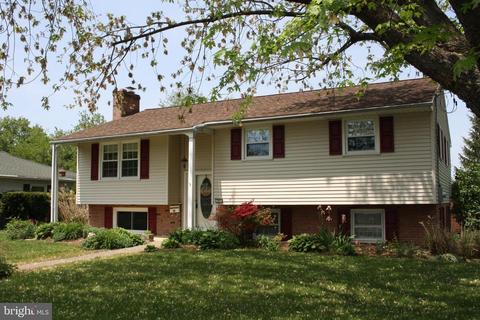 31 Sandalwood Dr, Palmyra, PA 17078
