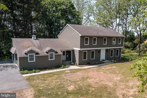 51 Walden Rd, Lebanon, PA 17042