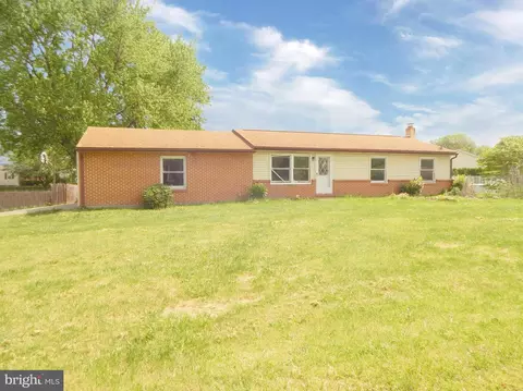 1300 Stevens Ln, Lebanon, PA 17042