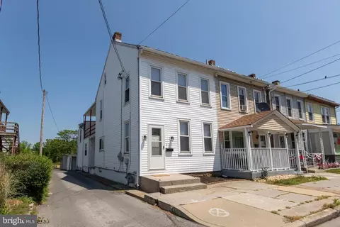 115 E Cumberland St, Lebanon, PA 17046