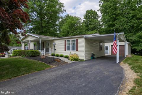 34 Aspen Dr, Manheim, PA 17545