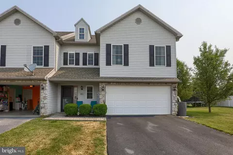 46 Braeburn Way, Palmyra, PA 17078