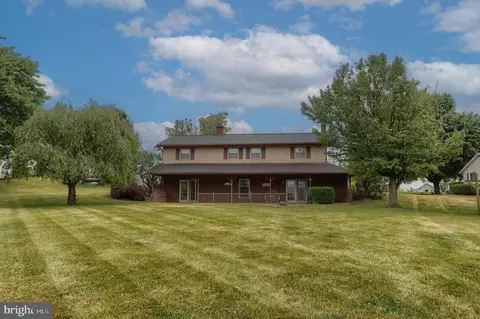 555 Mill Rd, Annville, PA 17003