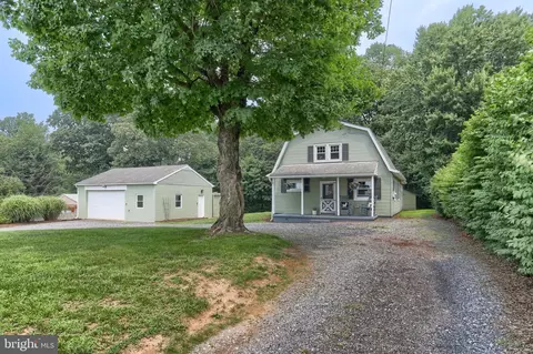 1642 Heilmandale Rd, Lebanon, PA 17046