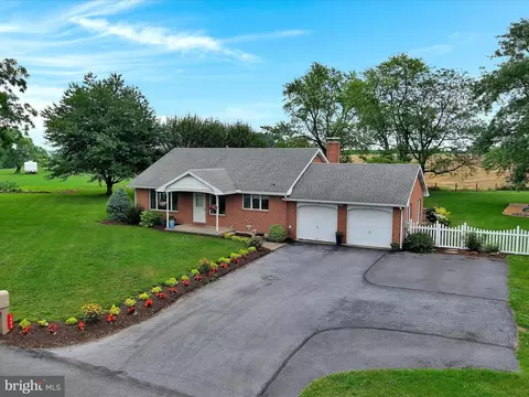 1800 Colebrook Rd, Lebanon, PA 17042