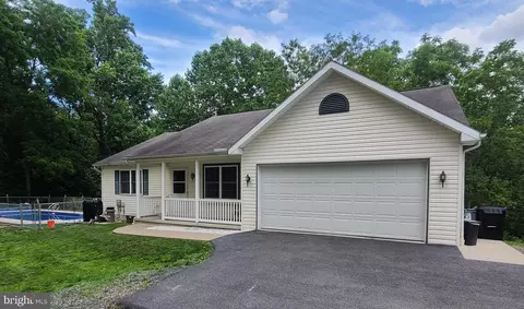 735 Mechanic St, Lebanon, PA 17046