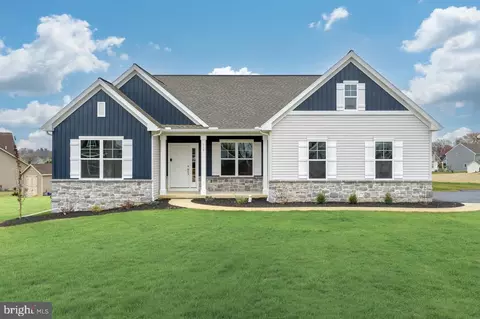 112 Princeton Pl, Lebanon, PA 17042