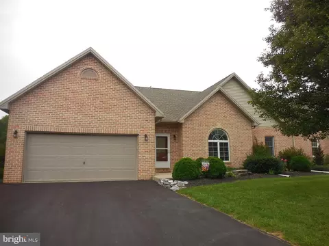 25 Hickory St, Palmyra, PA 17078