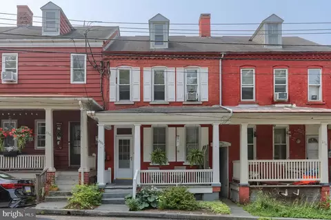 236 Rexmont Rd, Lebanon, PA 17042