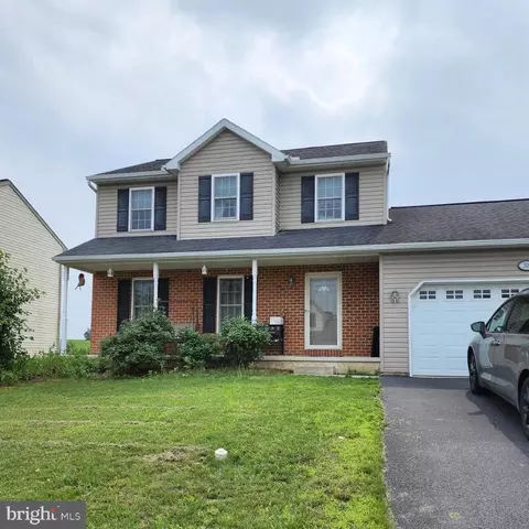 302 Shepherd St, Jonestown, PA 17038