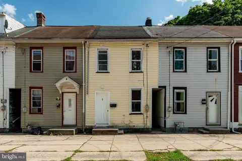 1026 Orchard Ave, Lebanon, PA 17046