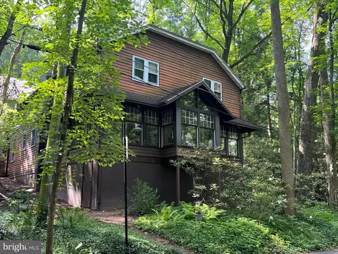 410 Yale Ave, Mount Gretna, PA 17064