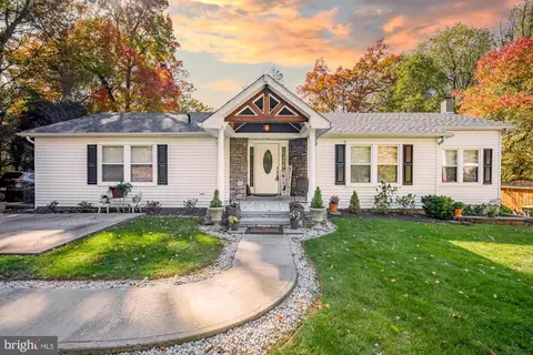 2095 S Forge Rd, Palmyra, PA 17078