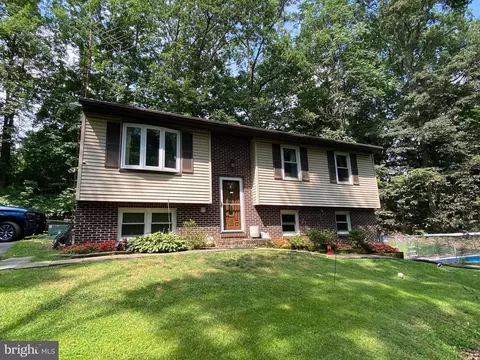 422 Ono Rd, Annville, PA 17003