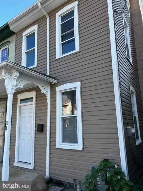 34 N Railroad St, Palmyra, PA 17078
