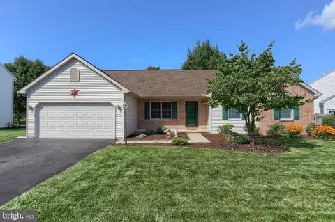 1414 E Maple St, Palmyra, PA 17078