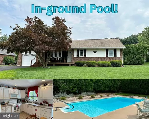 1811 Janet Ave, Lebanon, PA 17046