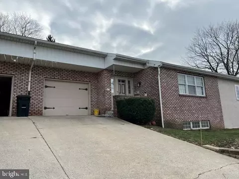 31 S 1st Ave, Lebanon, PA 17042
