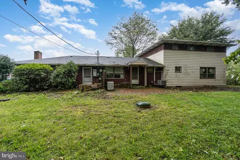 1031 Syner Rd, Annville, PA 17003