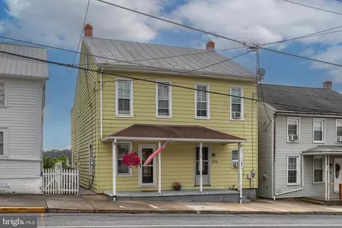 204 W 206 W Market St, Jonestown, PA 17038