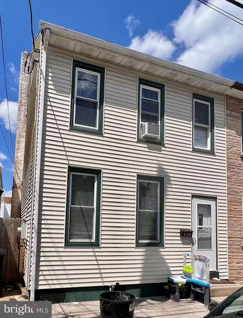427 N 6th St, Lebanon, PA 17046