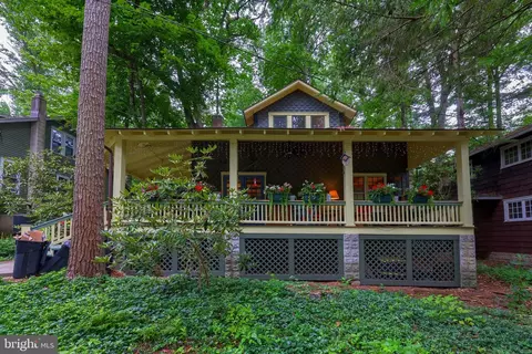 67 Locust Ave, Mount Gretna, PA 17064