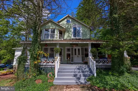 306 Markwood Ave, Mount Gretna, PA 17064