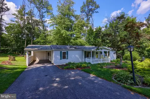 41 Aspen Dr, Manheim, PA 17545