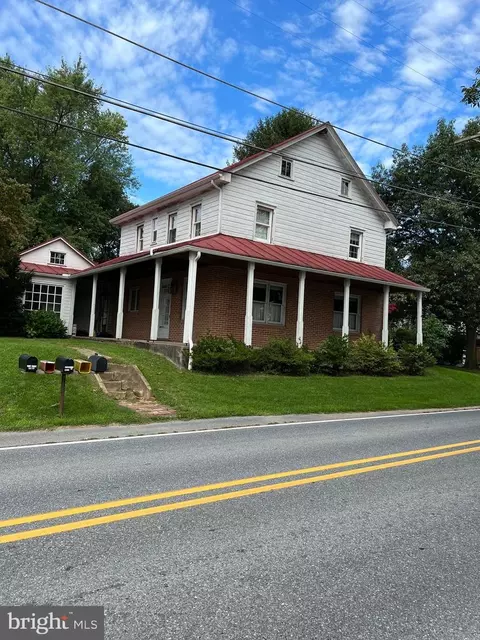 441 Mountville Dr, Lebanon, PA 17046