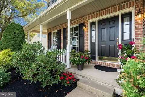 1446 E Maple St, Palmyra, PA 17078 photo 4