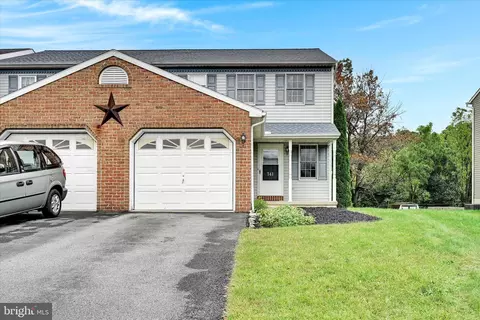 341 Cindy Dr, Jonestown, PA 17038