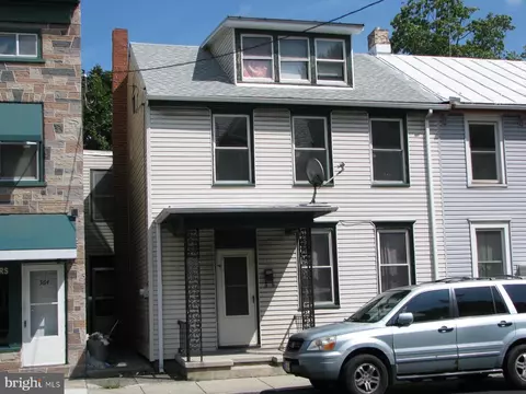 360 N 9th St, Lebanon, PA 17046